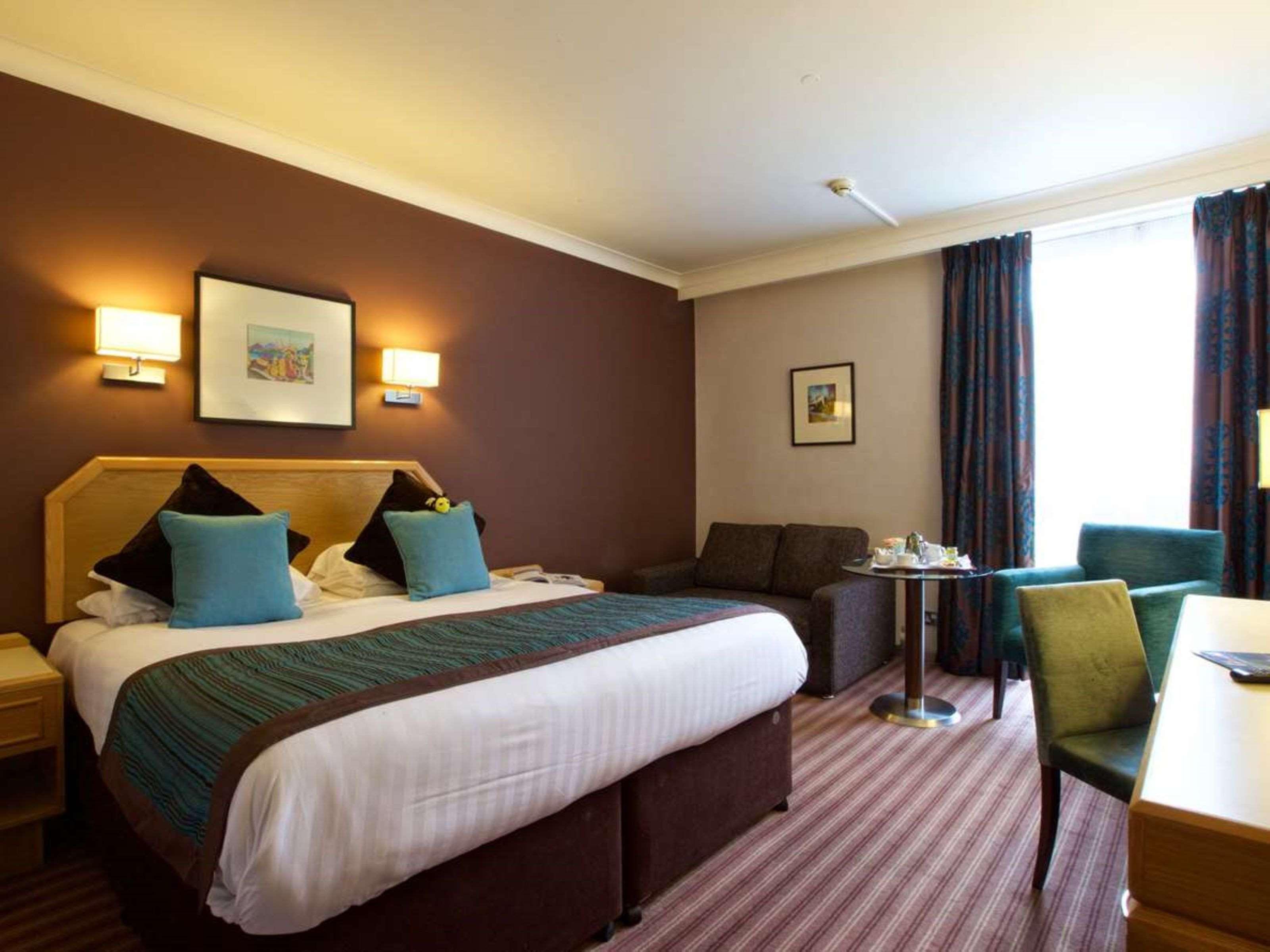 Stourport Manor Hotel Buitenkant foto