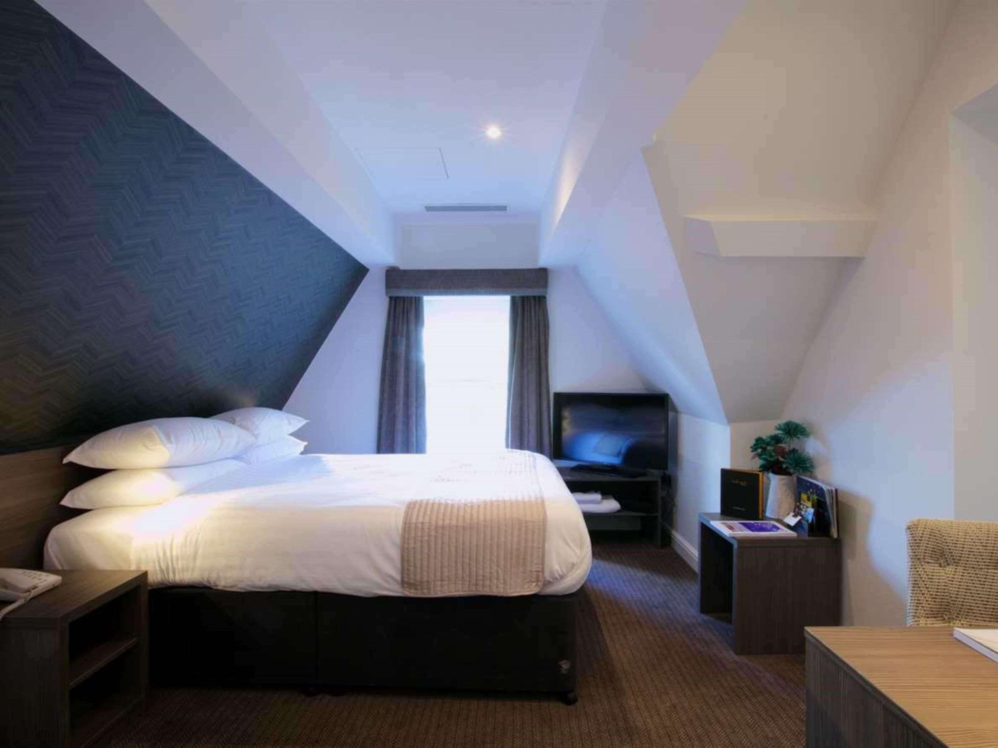 Stourport Manor Hotel Buitenkant foto