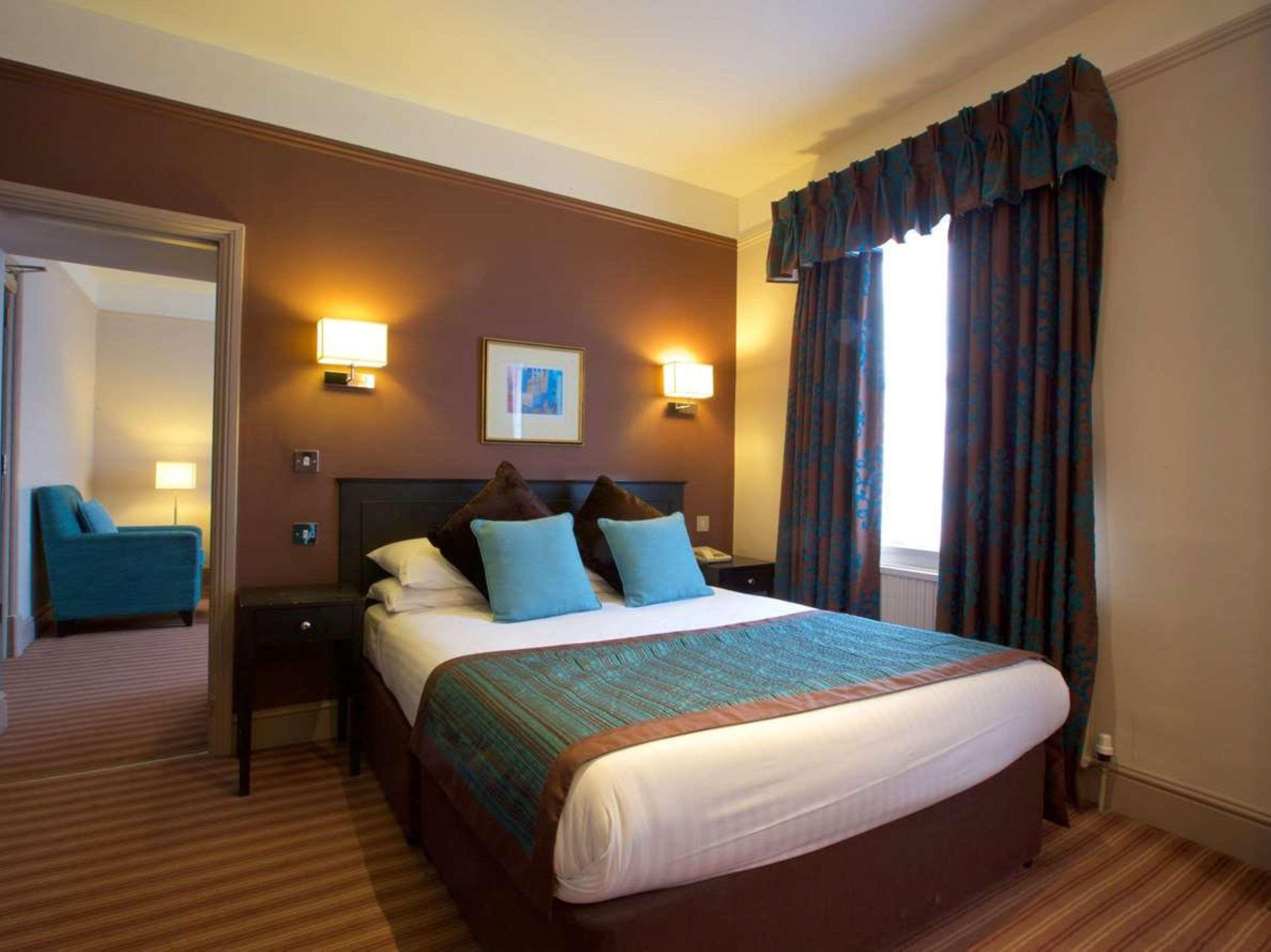 Stourport Manor Hotel Buitenkant foto