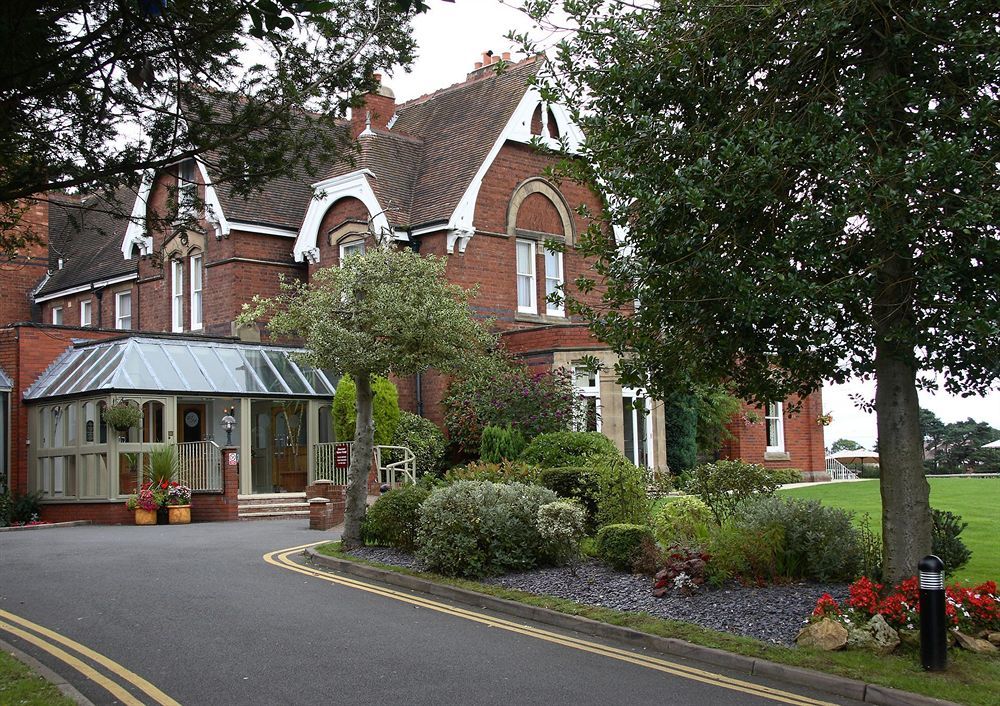 Stourport Manor Hotel Buitenkant foto
