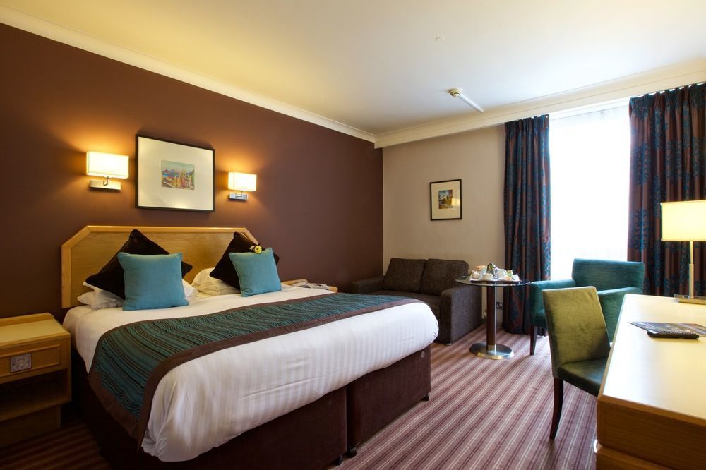 Stourport Manor Hotel Buitenkant foto
