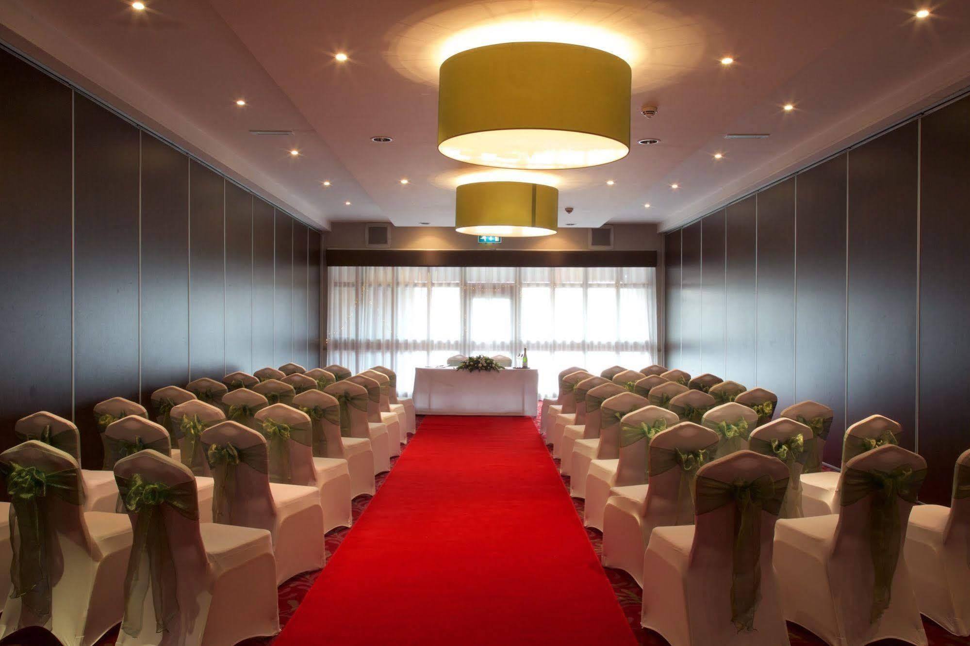 Stourport Manor Hotel Buitenkant foto